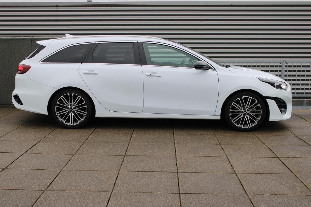 KIA CEE D Ceed Sportswagon 1.5 T-GDi GT-PlusLine Schuifdak / Trekhaak