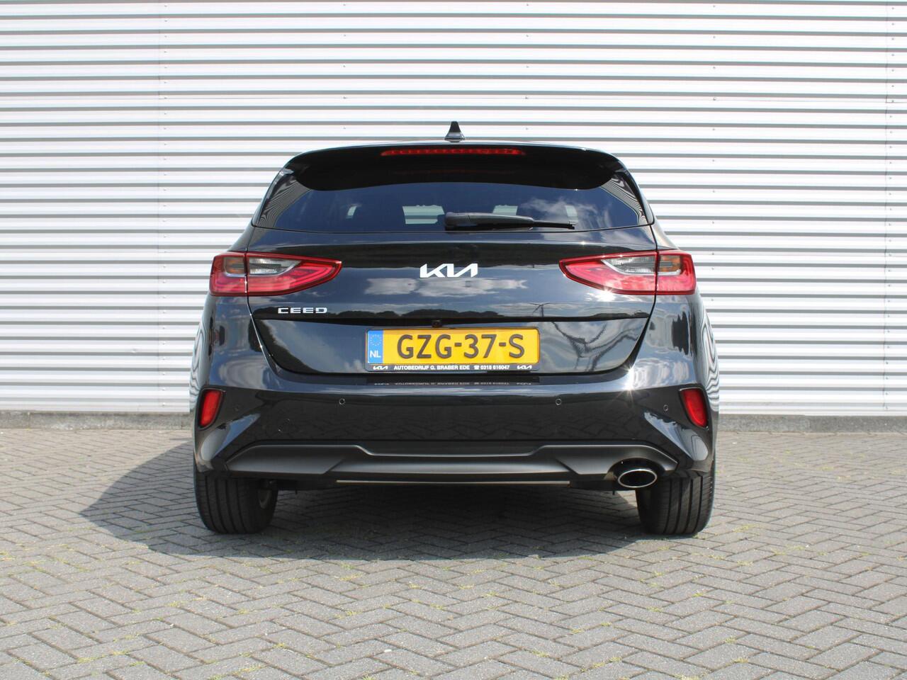 KIA CEE D Ceed 1.5 T-GDi DCT7 DynamicPlusLine | BTW Auto | Automaat | Keyless | Stoel verwarming | Navi | Camera | Adap. Cruise |