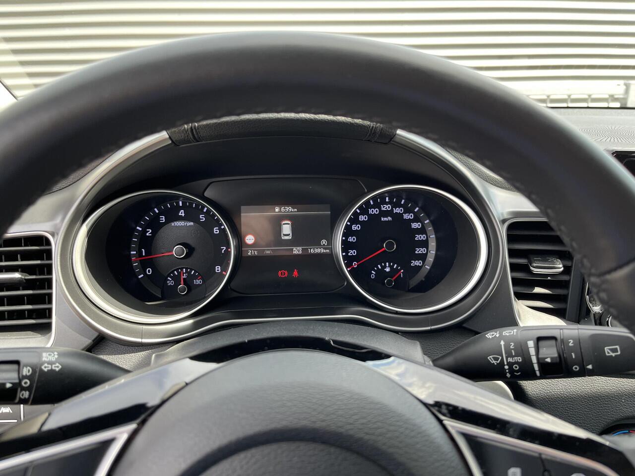 KIA CEE D Ceed Sportswagon 1.5 T-GDi DynamicLine 6-Versn. Trekhaak / Navigatie / Achteruitrijcamera / Apple Carplay/Android Auto / Parkeersensoren / Boekjes compleet