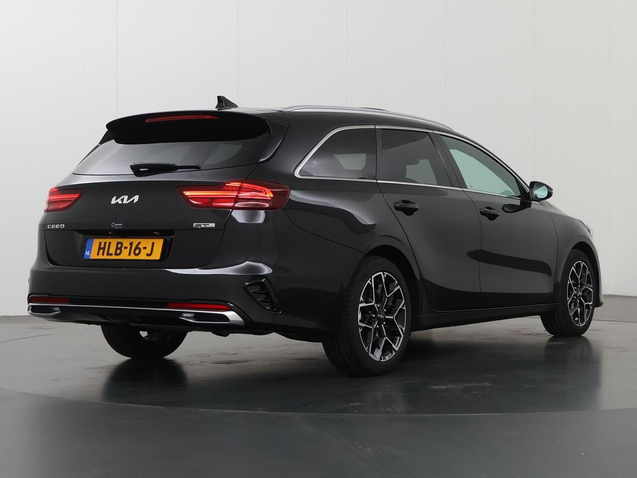 KIA CEE D Ceed Sportswagon 1.5 T-GDi GT-Line | Panoramadak | Matrix LED Koplampen | Stoel/Stuurverwarming | Keyless Go | Elektrisch bedienbare achterklep