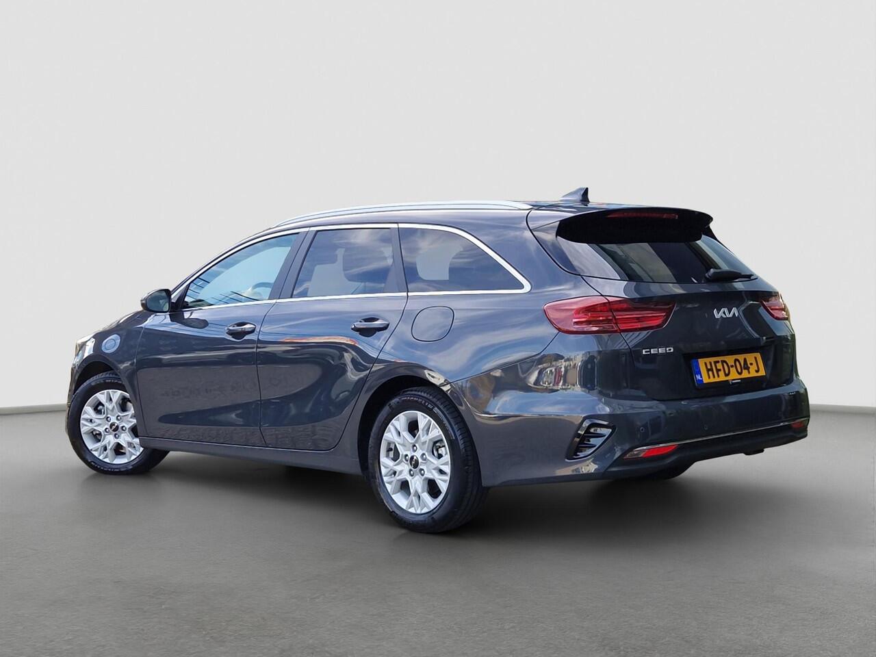 KIA CEE D Ceed Sportswagon 1.5 T-GDi DynamicPlusLine | Dodehoek | Key-Less | Stoelverwarming | LED | Licht- en Regensensor |