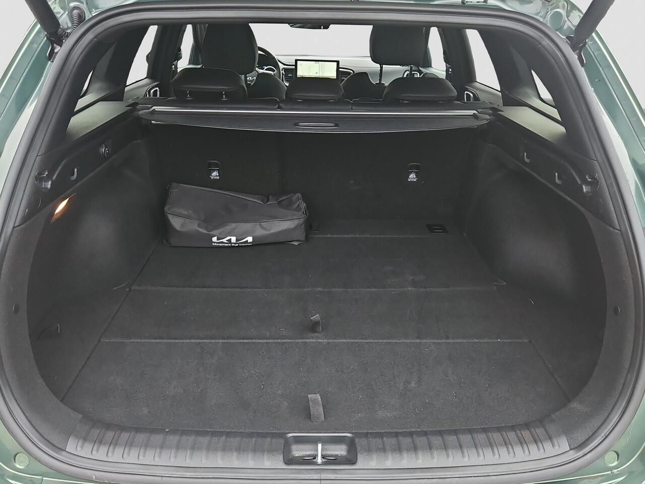 KIA CEE D Ceed Sportswagon 1.5 T-GDi GT-Line | Sportstuur | Stoel- en Stuurverwarming | Elektr. Achterklep | Lane Assist |