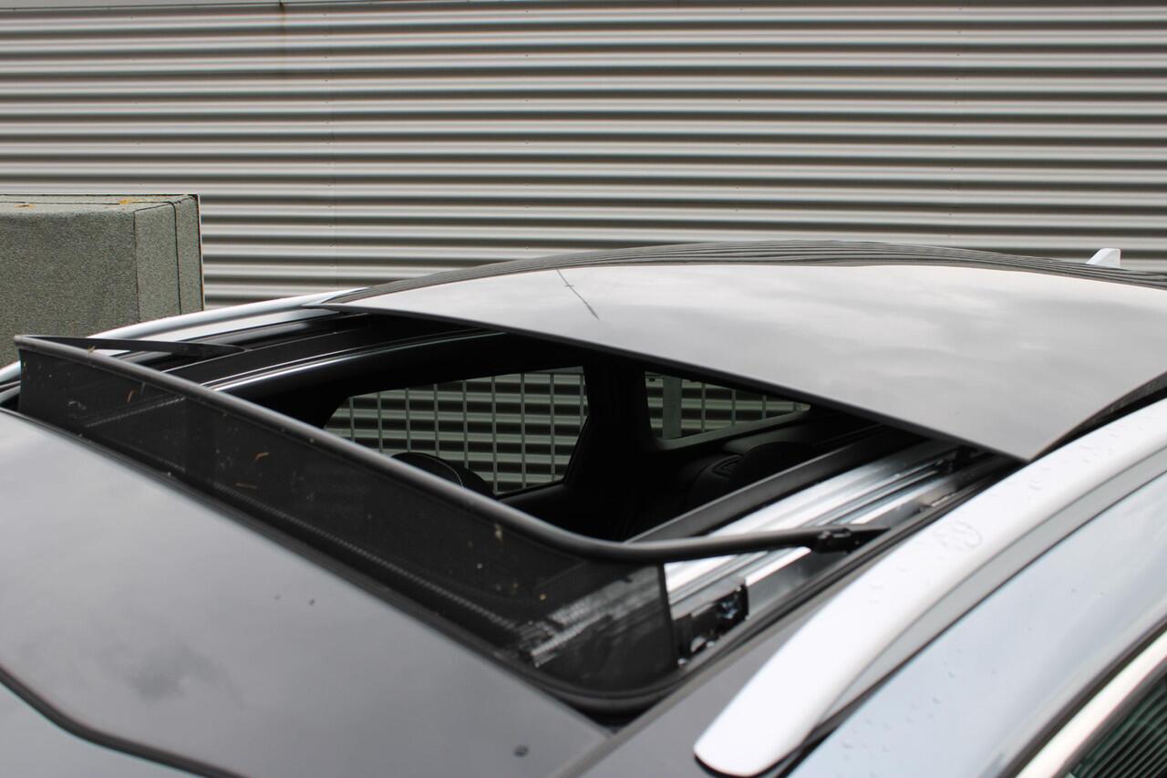 KIA CEE D Ceed Sportswagon 1.5 T-GDi GT-PlusLine Navigatie / Camera / Schuifdak