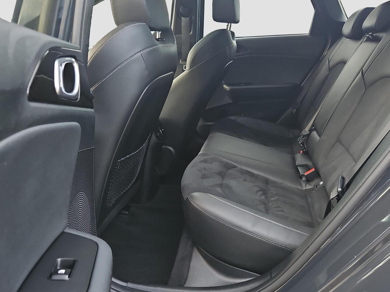 KIA CEE D Ceed Sportswagon 1.5 T-GDi GT-Line | Sportstuur | Pano | Stoel- en Stuurverwarming | Dodehoek Ass. | Navi | Clima | Elektr. Achterklep |