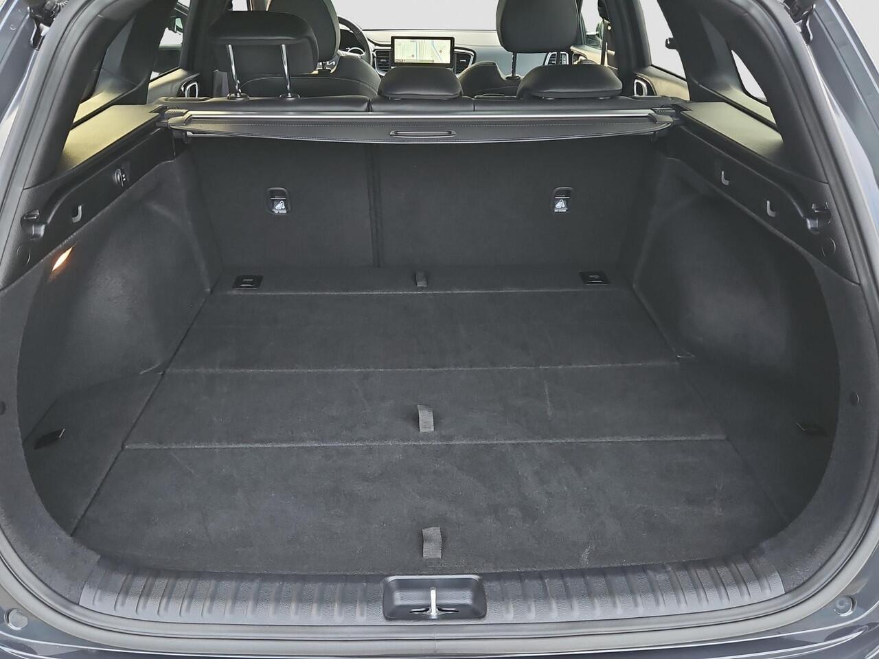 KIA CEE D Ceed Sportswagon 1.5 T-GDi GT-Line | Sportstuur | Pano | Stoel- en Stuurverwarming | Dodehoek Ass. | Navi | Clima | Elektr. Achterklep |