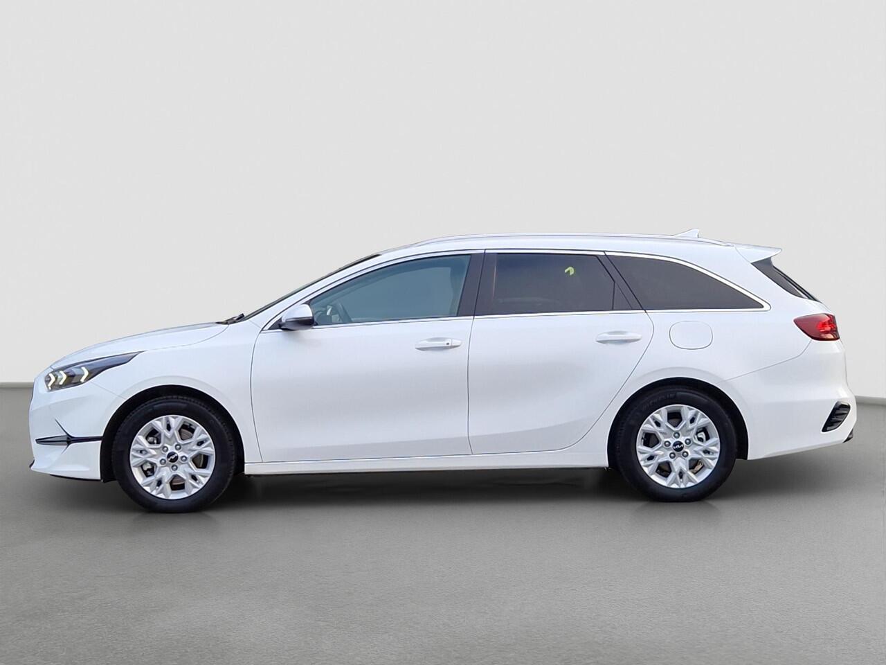 KIA CEE D Ceed Sportswagon 1.5 T-GDi DynamicPlusLine Stoel- en Stuurverwarming | Clima | Key-less | Navi | Carplay/Android Auto |