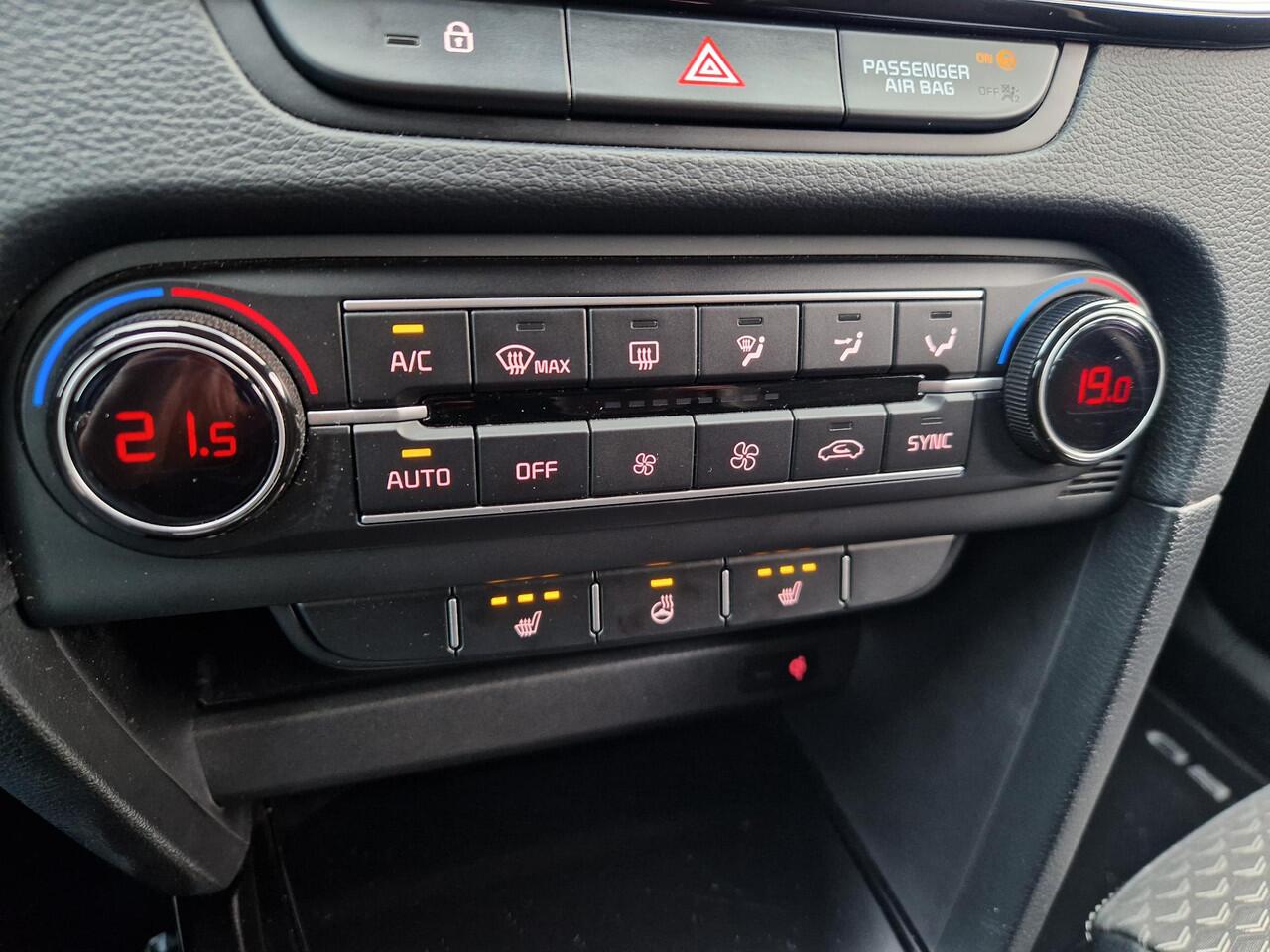 KIA CEE D Ceed Sportswagon 1.5 T-GDi DynamicPlusLine Stoel- en Stuurverwarming | Clima | Key-less | Navi | Carplay/Android Auto |