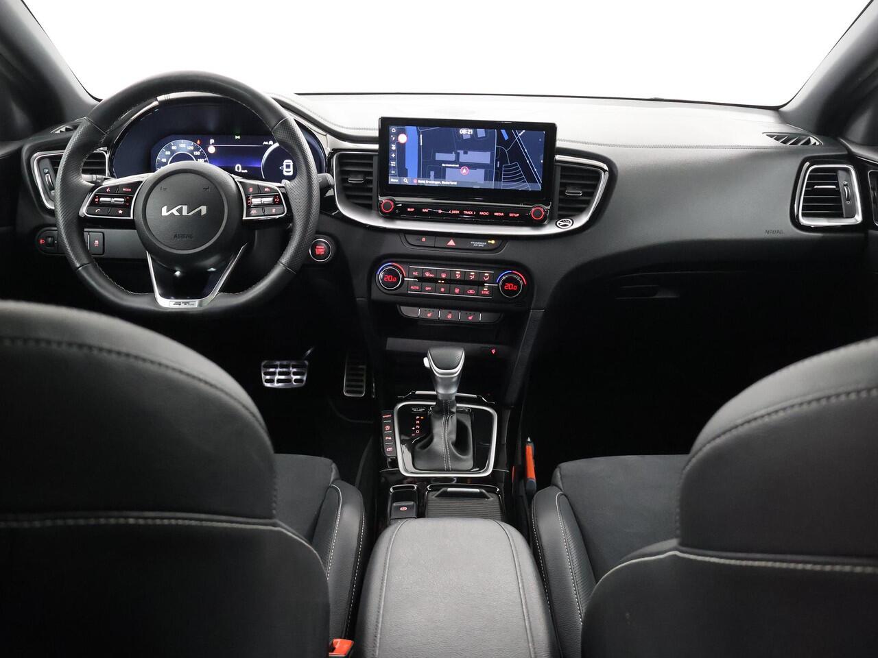 KIA CEE D Ceed 1.5 T-GDi GT-Line | Panoramadak | Matrix LED Koplampen | Stoel/Stuurverwarming | Keyless Go |