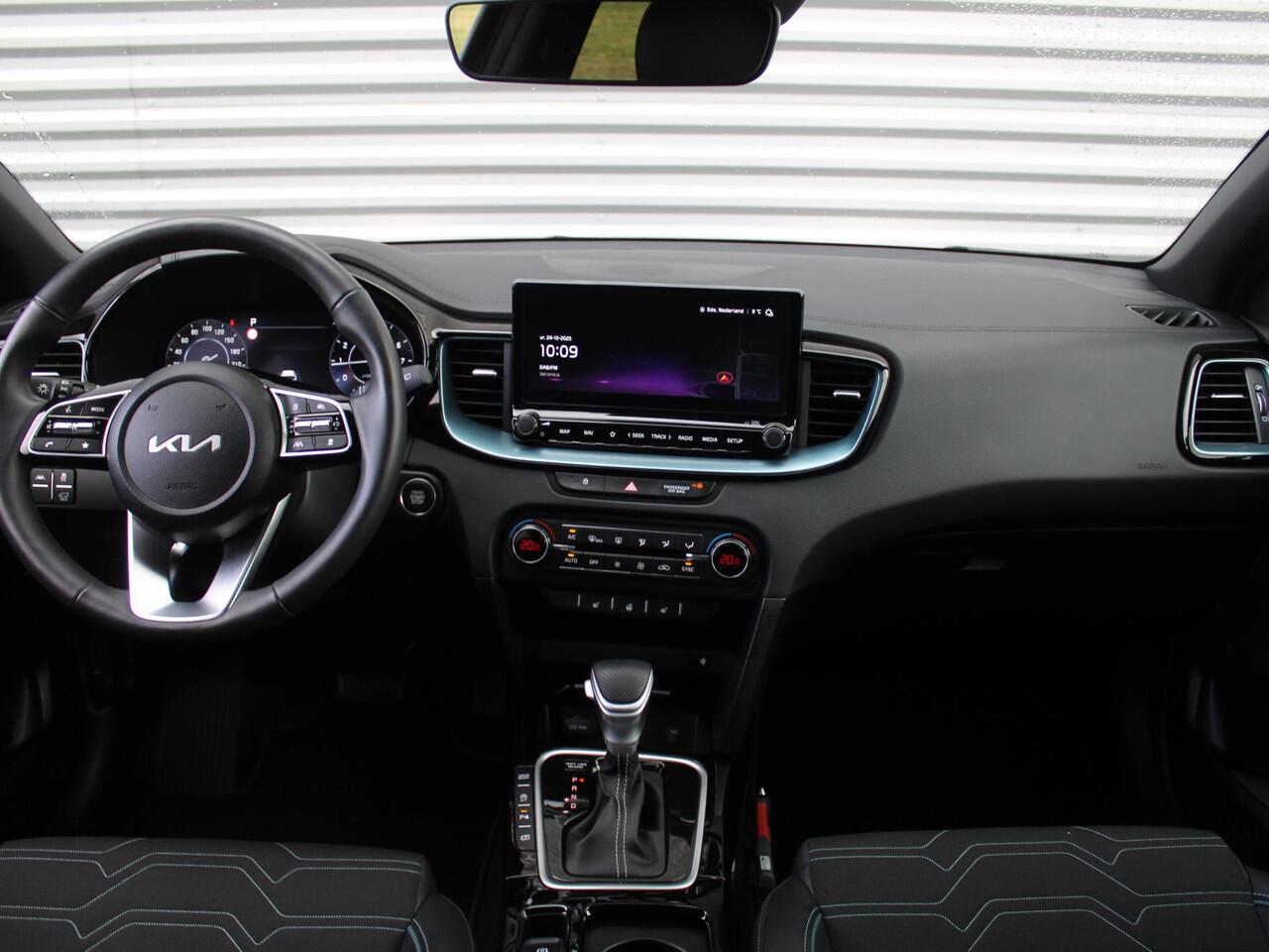 KIA CEE D Ceed Sportswagon 1.0 T-GDi MHEV Design Edition | Stuur-/stoelverwarming | Cruise adapt. | Camera | 16" LM | Dodehoekdetectie | JBL audio | LED |