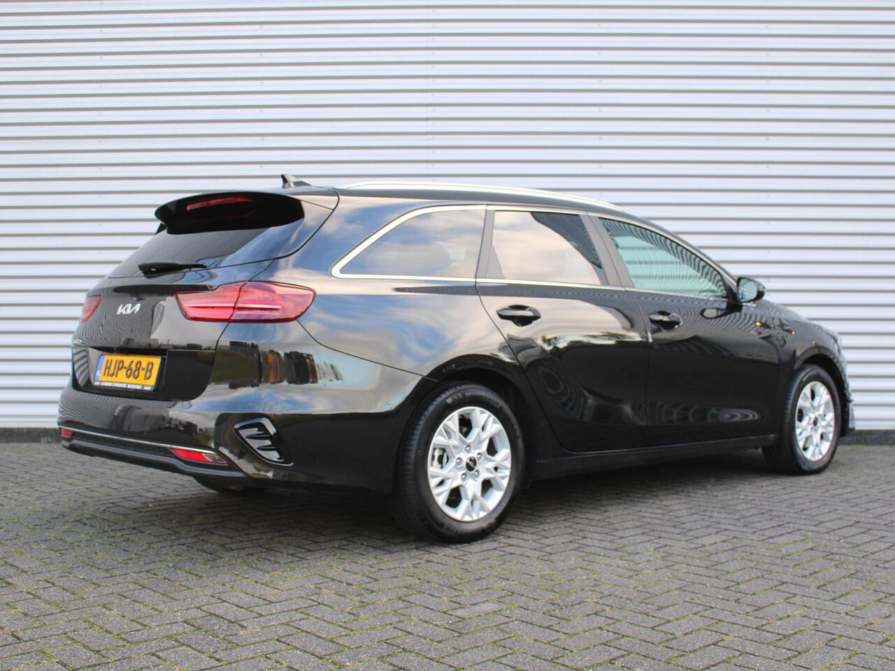 KIA CEE D Ceed Sportswagon 1.5 T-GDi DynamicPlusLine | Stoel- & stuurverwarming | Camera | Clima | Cruise adapt. | LED | Navi | Elek. achterklep | 16" LM |