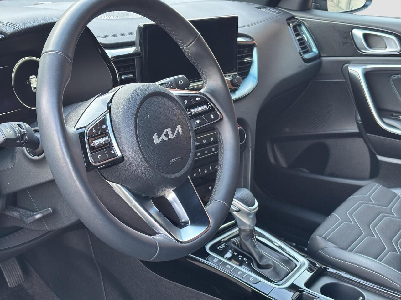 KIA CEE D Ceed Sportswagon 1.0 T-GDi MHEV Design Edition Automaat | JBL | Stoel- en Stuurverwarming | Lane Assist | Dode Hoek Assistentie |