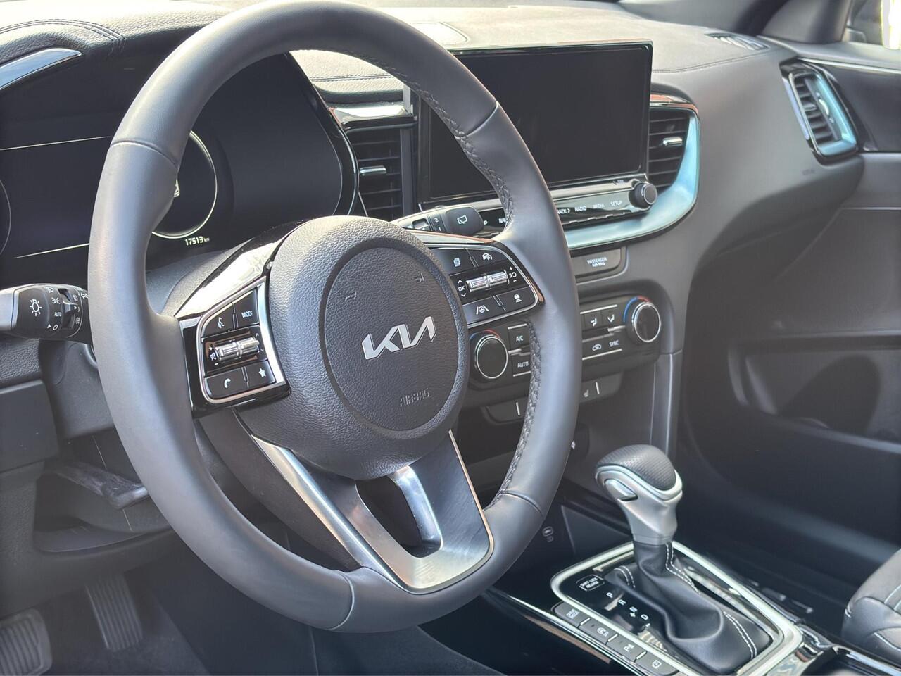 KIA CEE D Ceed Sportswagon 1.0 T-GDi MHEV Design Edition Automaat | JBL | Stoel- en Stuurverwarming | Lane Assist | Dode Hoek Assistentie |