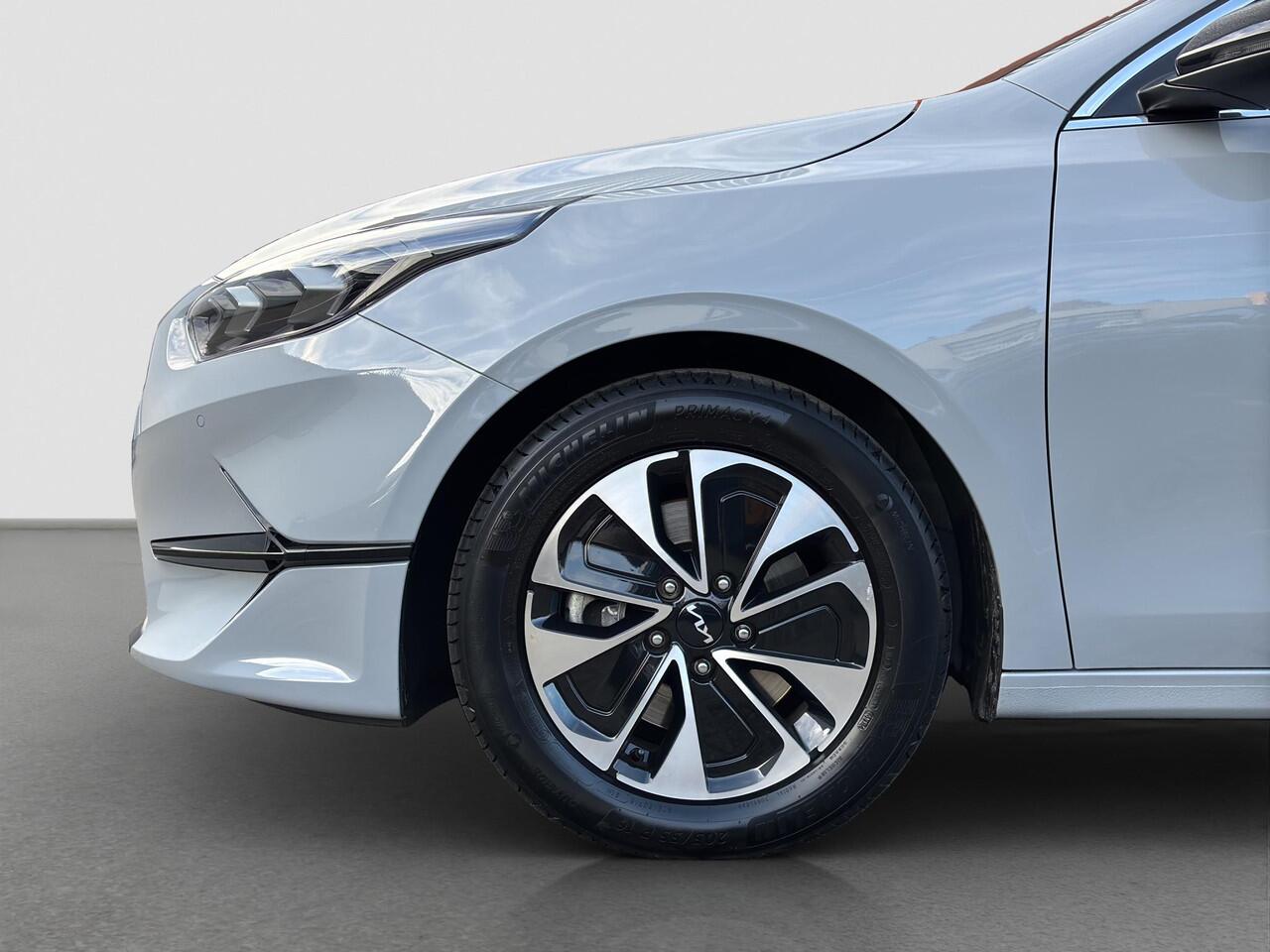 KIA CEE D Ceed Sportswagon 1.0 T-GDi MHEV Design Edition Automaat | JBL | Stoel- en Stuurverwarming | Lane Assist | Dode Hoek Assistentie |