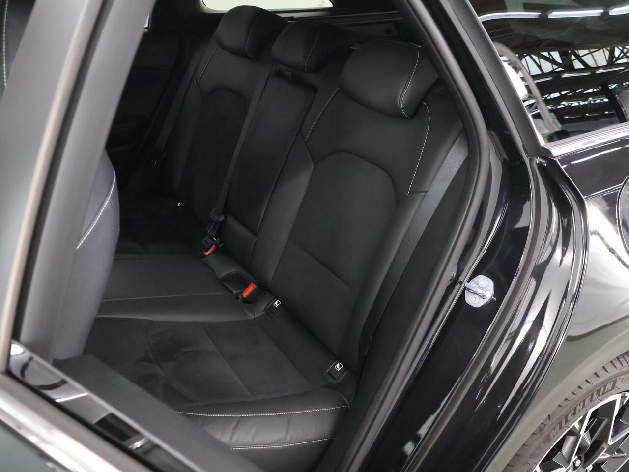 KIA CEE D Ceed Sportswagon 1.5 T-GDi GT-Line | Panoramadak | Matrix LED | Stoel/Stuurverwarming | Keyless Entry/Go | Elek. Achterklep | Apple Carplay/Android Auto |