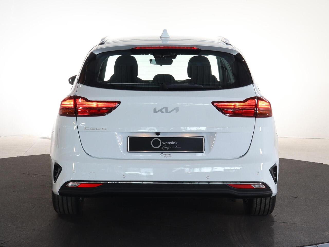 KIA CEE D Ceed Sportswagon 1.0 T-GDi ComfortLine | Climate Control | Cruise Control | Achteruitrijcamera | Navigatie |
