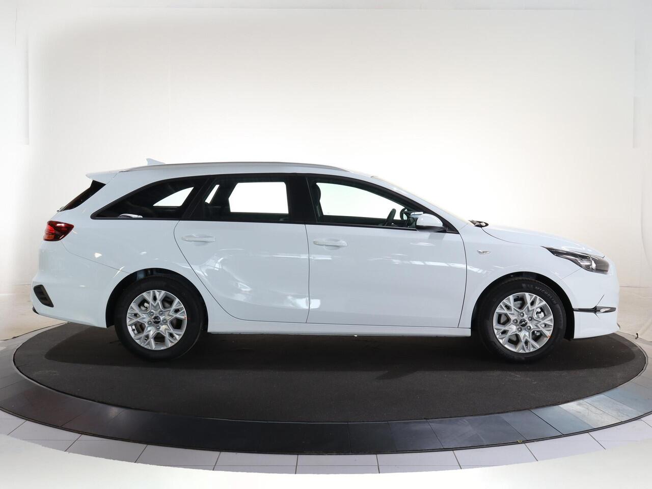 KIA CEE D Ceed Sportswagon 1.0 T-GDi ComfortLine | Climate Control | Cruise Control | Achteruitrijcamera | Navigatie |