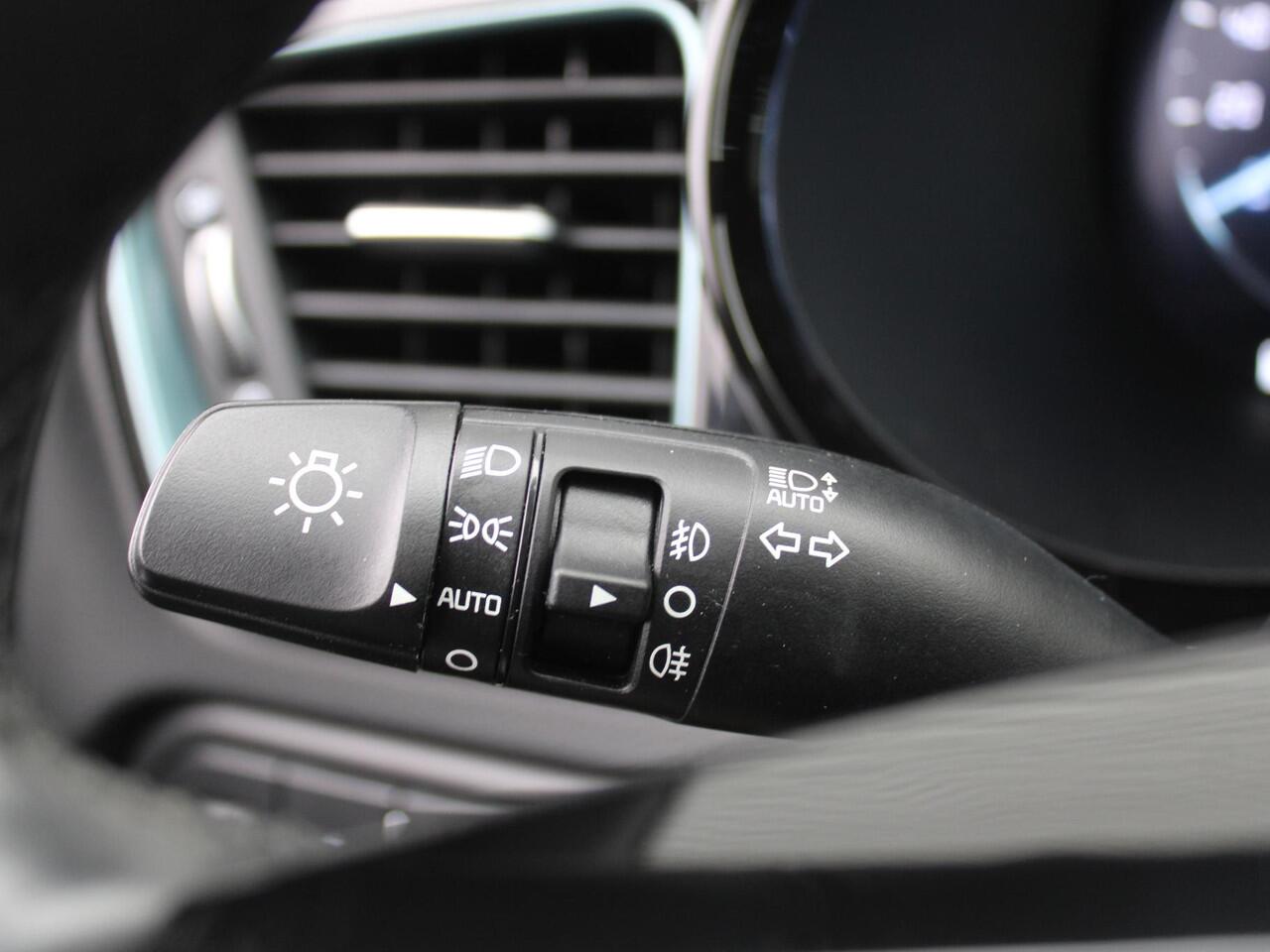 KIA CEE D Ceed Sportswagon 1.0 T-GDi MHEV Design Edition | Stuur-/stoelverwarming | Cruise adapt. | Camera | 16" LM | Dodehoekdetectie | JBL audio | LED |