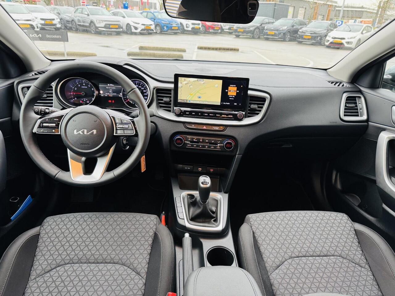 KIA CEE D Ceed Sportswagon 1.0 T-GDi ComfortLine Demo auto ! | BTW Auto | Km-stand kan iets varieeren ! | Informeer altijd even of de auto aanwezig is..