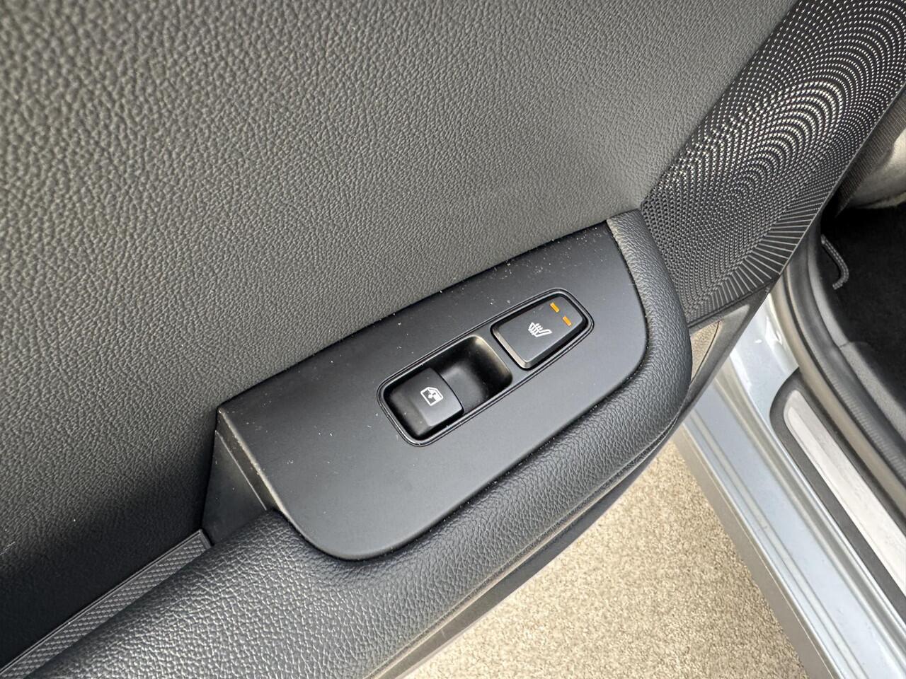 KIA CEE D Ceed Sportswagon 1.5 T-GDi GT-PlusLine Automaat|Panoramadak|Stoelen & Stuurwiel verwarmd|Dodehoekdetectie|PDC|LED|BTW-auto|1e Eigenaar