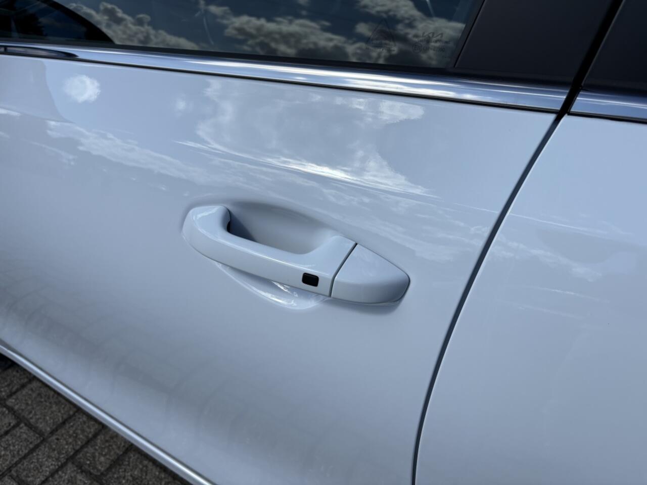 KIA CEE D Ceed 1.0 T-GDi Design Edition '' Private lease v.a ¤ 469,-''