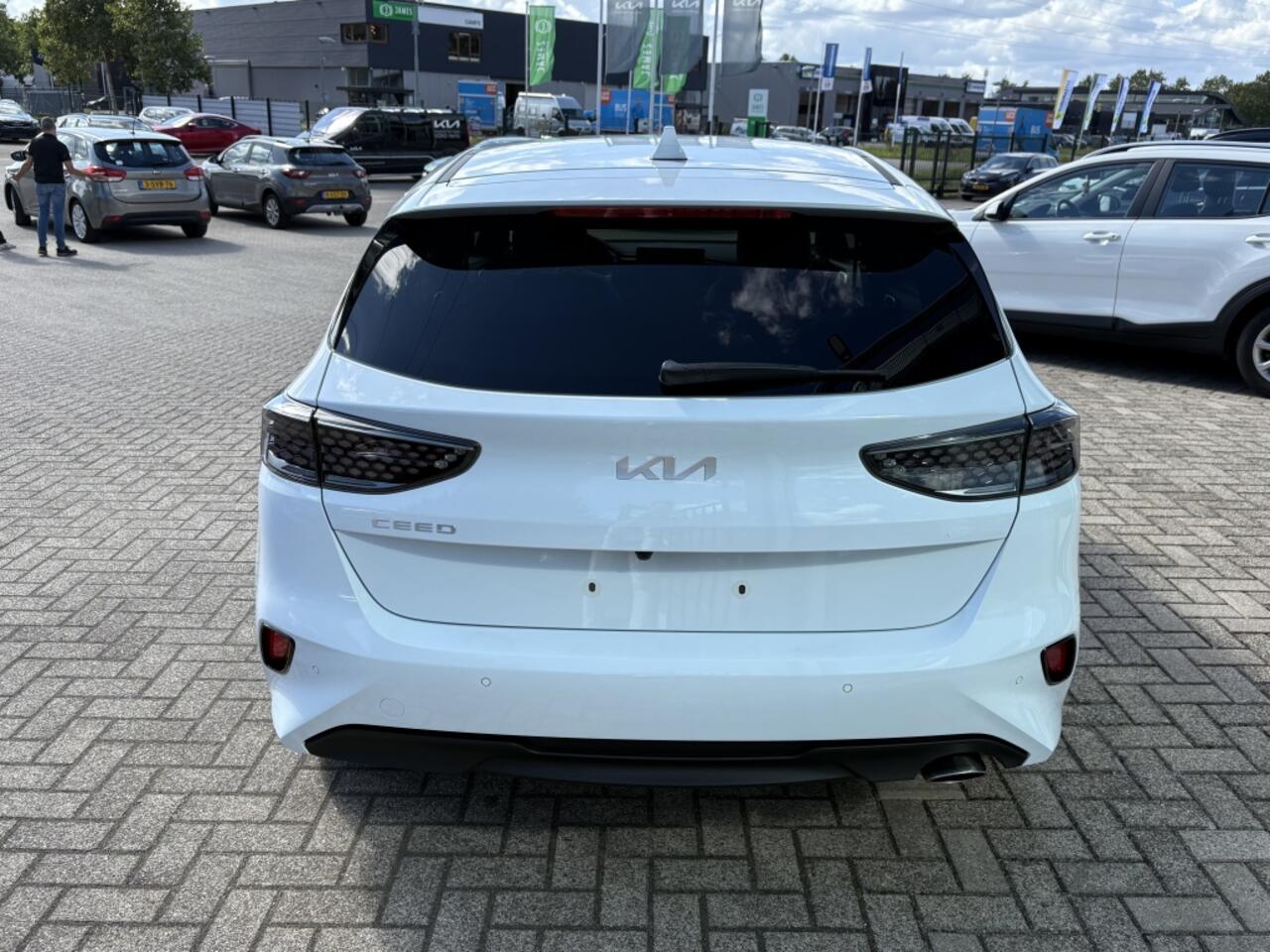 KIA CEE D Ceed 1.0 T-GDi Design Edition '' Private lease v.a ¤ 469,-''
