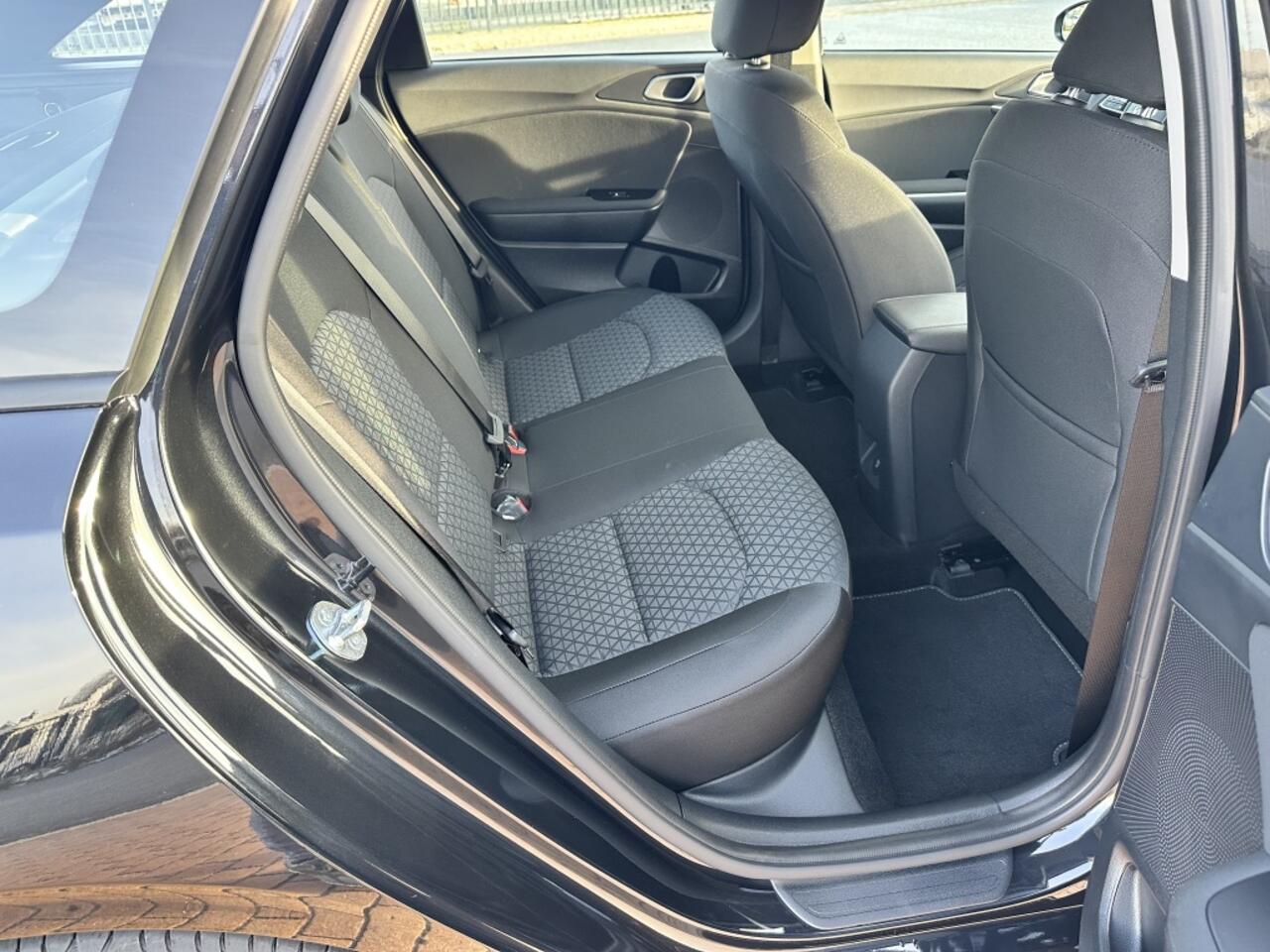 KIA CEE D Ceed Sportswagon 1.0 T-GDi ComfortLine | Navigatie | Cruise Control