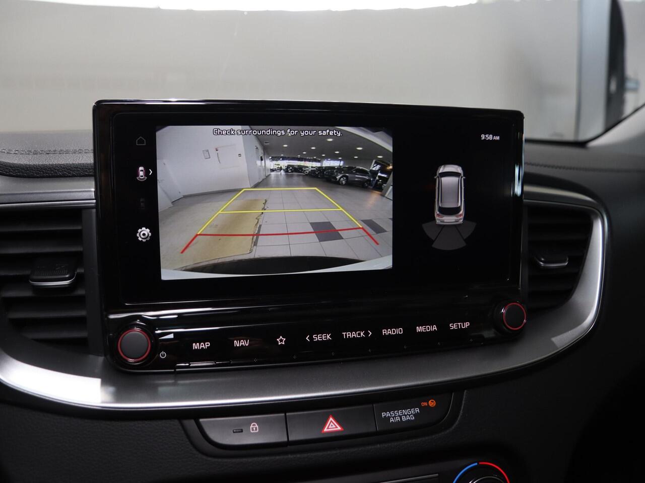 KIA CEE D Ceed SW 1.0 T-GDi ComfortLine | Klimaatregeling | Dakrails | Cruise control | Achteruitrijcamera | Navigatie |