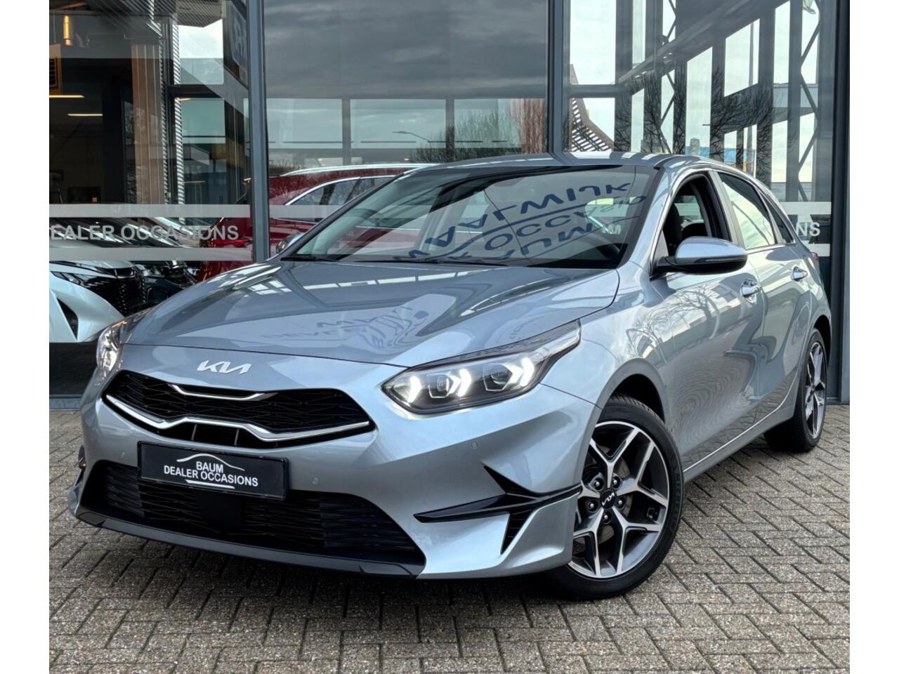 KIA CEE D 1.5 T-GDI AUTOMAAT DYNAMICLINE NAVI PDC WINTERPACK.