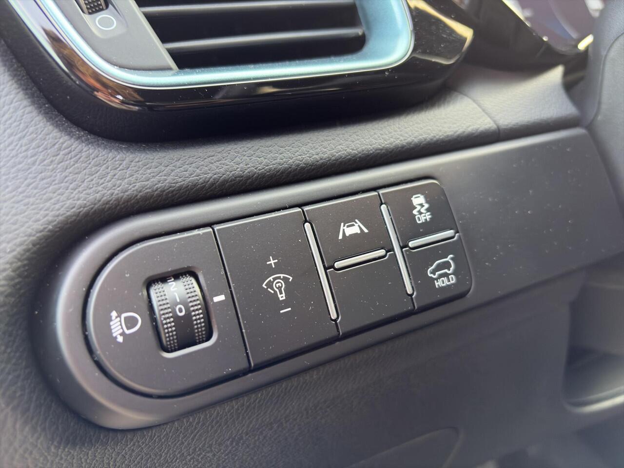 KIA CEE D Ceed Sportswagon 1.0 T-GDi MHEV Design Edition Automaat JBL | Stoel- en Stuurverwarming | Lane Assist | Dode Hoek Assistentie | Navi | Apple Carplay & Android Auto |