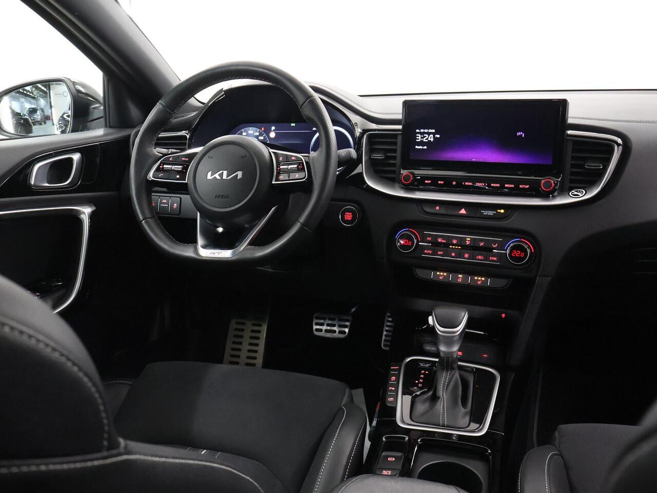 KIA CEE D Ceed 1.5 T-GDi GT-Line | Panoramadak | Matrix LED Koplampen | Stoel/Stuurverwarming | Keyless Go |