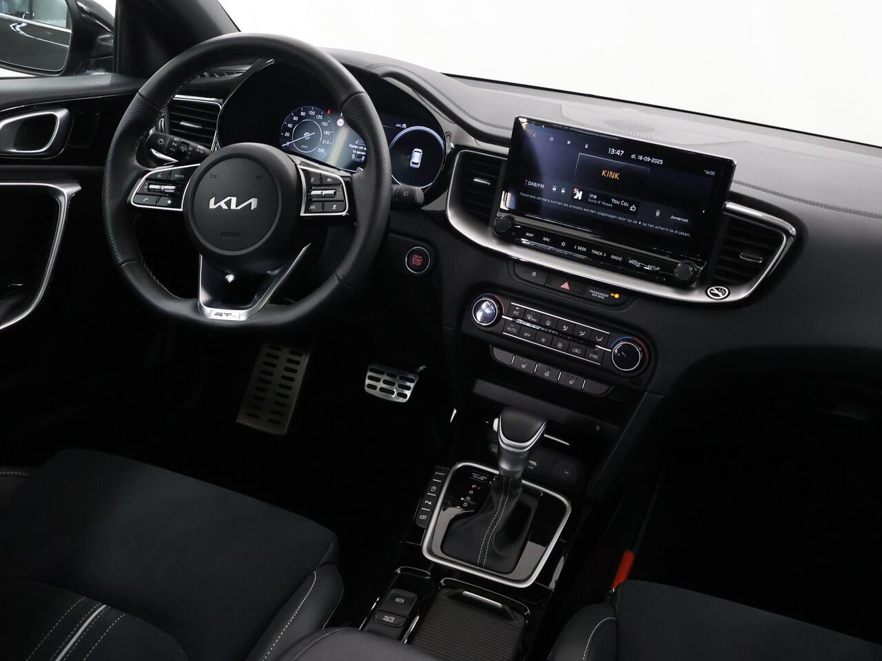 KIA CEE D Ceed Sportswagon 1.5 T-GDi GT-Line | Panoramadak | Matrix LED Koplampen | Stoel/Stuurverwarming | Keyless Go | Elektrisch bedienbare achterklep