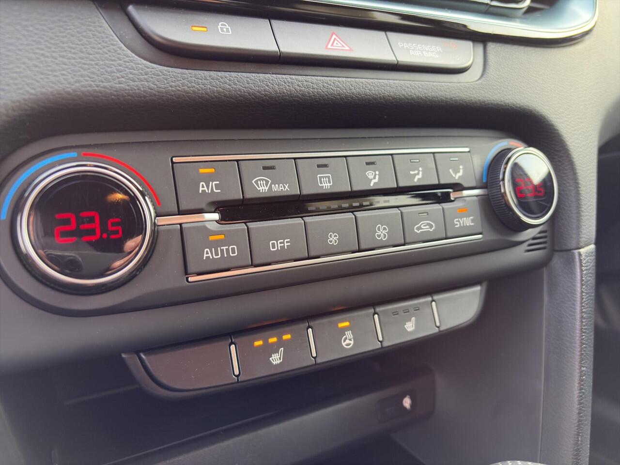 KIA CEE D Ceed Sportswagon 1.0 T-GDi MHEV Design Edition Automaat JBL | Stoel- en Stuurverwarming | Lane Assist | Dode Hoek Assistentie | Navi | Apple Carplay & Android Auto |