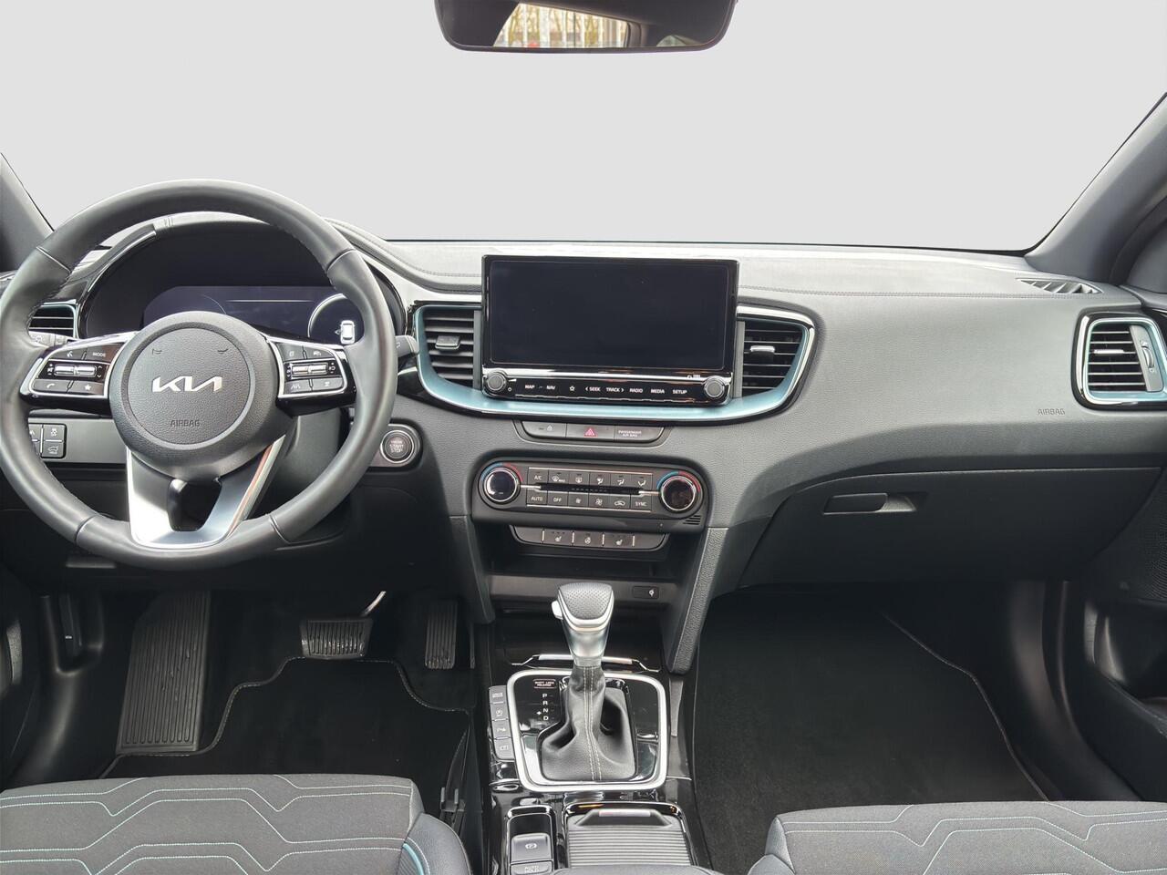 KIA CEE D Ceed Sportswagon 1.0 T-GDi MHEV Design Edition JBL | Stoel- en Stuurverwarming | Lane Assist | Dode Hoek Assistentie | Navi | Apple Carplay & Android Auto |