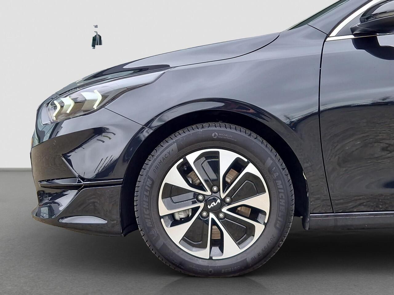 KIA CEE D Ceed Sportswagon 1.0 T-GDi Design Edition JBL | Stoel- en Stuurverwarming | Lane Assist | Dode Hoek Assistentie | Navi | Apple Carplay & Android Auto |