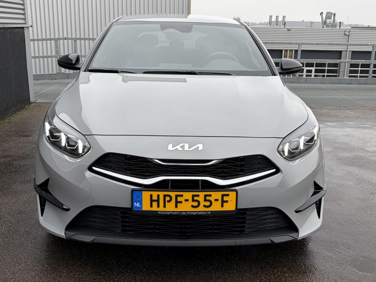 KIA CEE D Ceed 1.0 T-GDi Design Edition BTW-auto, Nieuw geleverd, Dodehoekdetectie, Stoel- & Stuurwiel verwarmd, Privacy glass, LMV