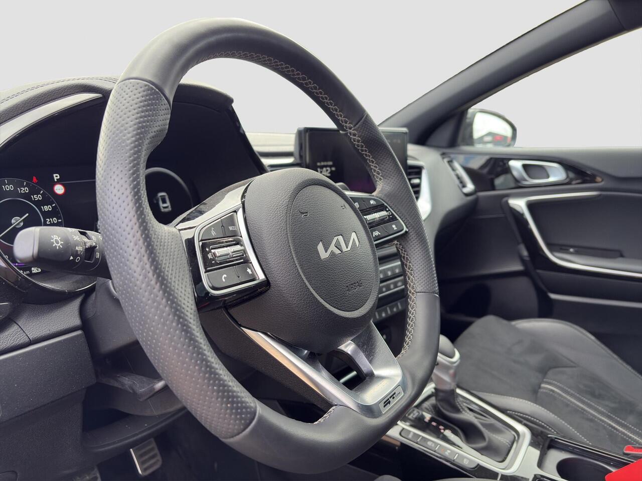 KIA CEE D Ceed 1.5 T-GDi GT-Line Automaat