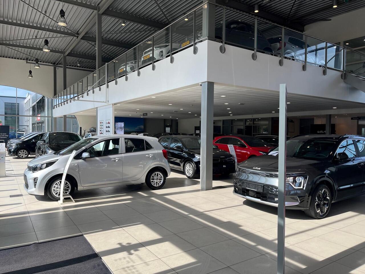 KIA CEE D Ceed 1.5 T-GDi GT-PlusLine GT-PLUSLINE nu op voorraad kom langs bij Kooijman in Naarden