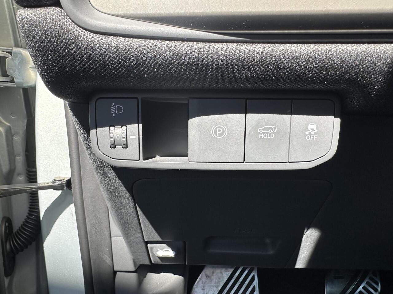 KIA EV3 GT-PlusLine 81.4 kWh | Direct Leverbaar!!! | KM-stand kan oplopen | Super Complete Uitvoering | Enz...