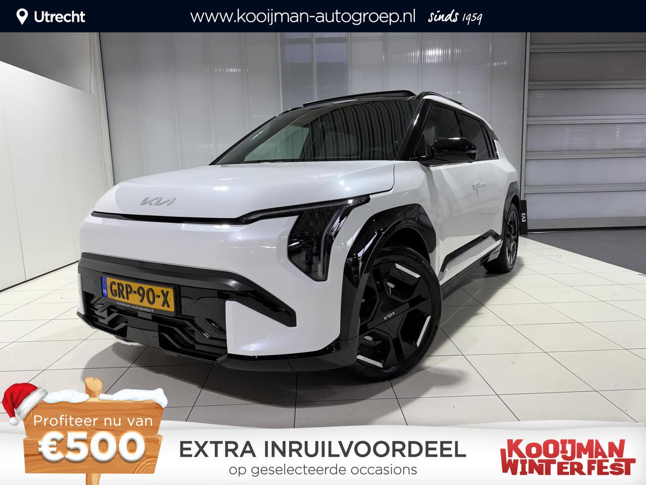 KIA EV3 GT-PlusLine 81.4 kWh Auto vol luxe! Schuif-/kanteldak, trekhaak, V2L, 360° camera, stoelverwarming, navigatie, Apple CarPlay/Android Auto, NL-auto,