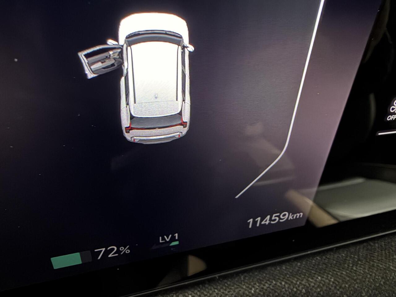 KIA EV3 GT-PlusLine 81.4 kWh Auto vol luxe! Schuif-/kanteldak, trekhaak, V2L, 360° camera, stoelverwarming, navigatie, Apple CarPlay/Android Auto, NL-auto,