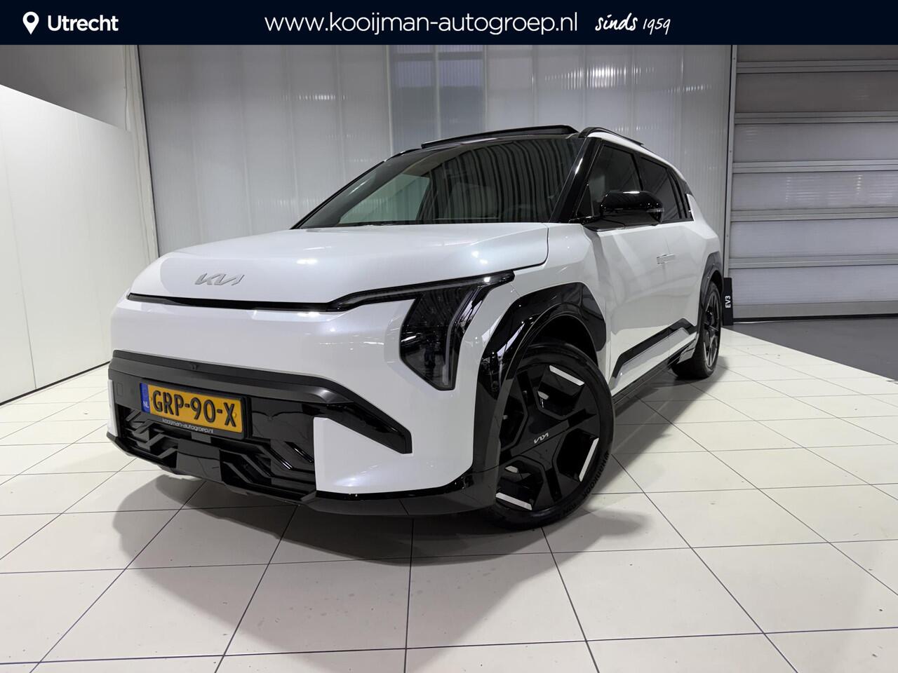 KIA EV3 GT-PlusLine 81.4 kWh Auto vol luxe! Schuif-/kanteldak, V2L, 360° camera, stoelverwarming, navigatie, Apple CarPlay/Android Auto, NL-auto,