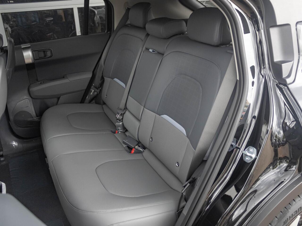 KIA EV3 Plus Advanced 58.3 kWh l Uit voorraad leverbaar | 17% Bijtelling l Stoel Stuurverwarming l Glazen Schuif/kantel dak