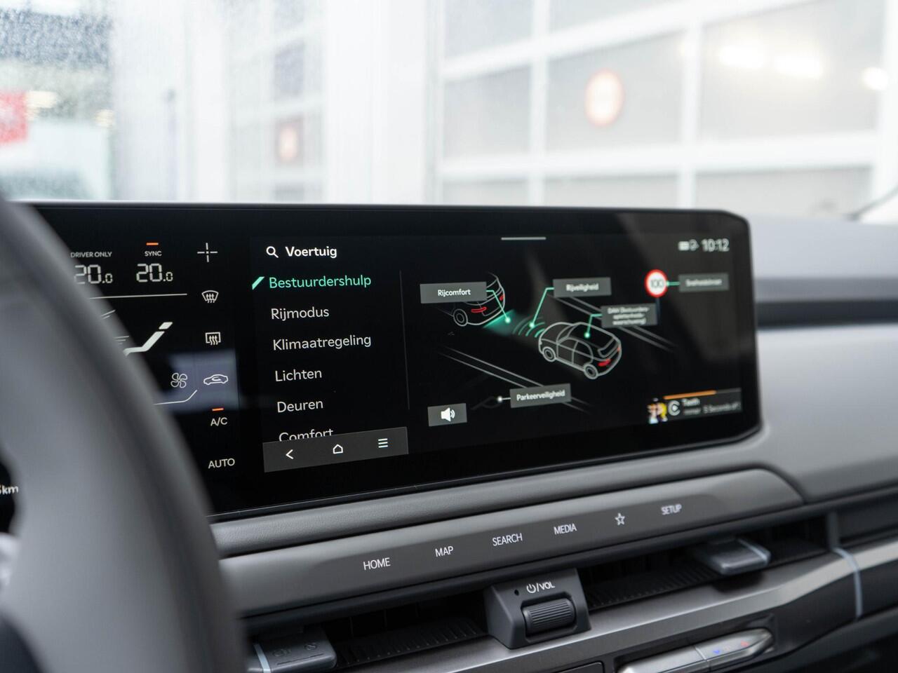 KIA EV3 Air 58.3 kWh | Airco | Parkeersensoren voor en achter |