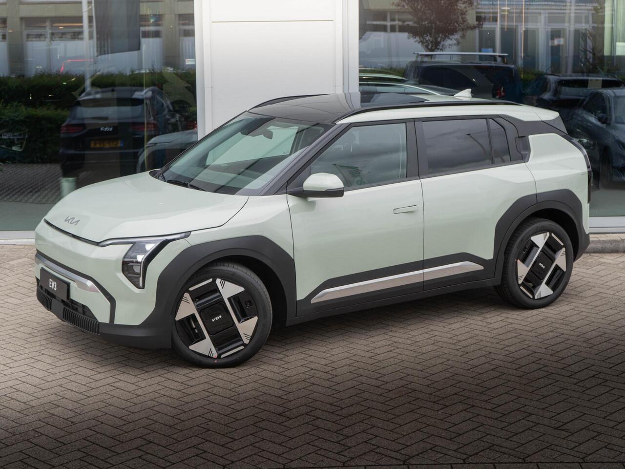 KIA EV3 Plus Advanced 81.4 kWh | OP VOORAAD DIRECT LEVERBAAR | Schuifkanteldak | Harman en kardon |