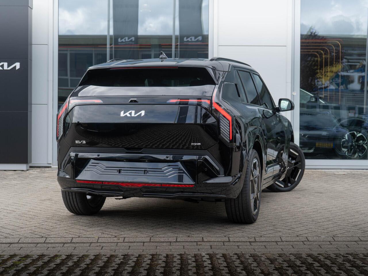 KIA EV3 GT-Line 81.4 kWh | OP VOORAAD | DIRECT LEVERBAAR | Schuif-/kanteldak | Harman/kardon |