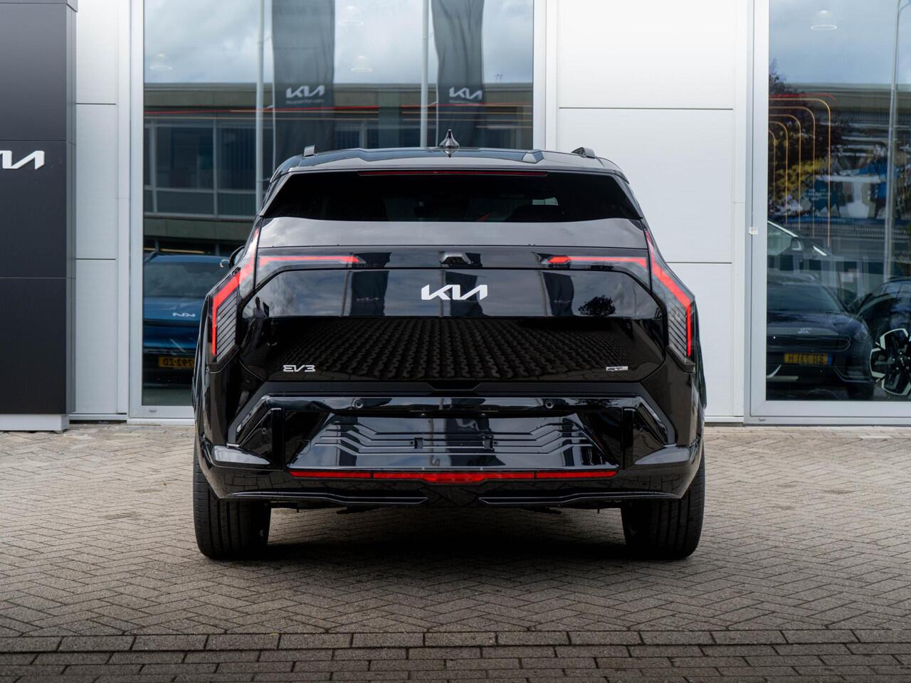 KIA EV3 GT-Line 81.4 kWh | OP VOORAAD | DIRECT LEVERBAAR | Schuif-/kanteldak | Harman/kardon |