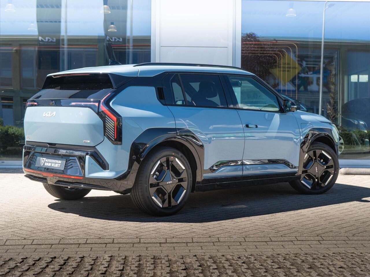 KIA EV3 GT-PlusLine 81.4 kWh | OP VOORRAAD | DIRECT RIJDEN | 360 graden camera | Stoelventilatie |