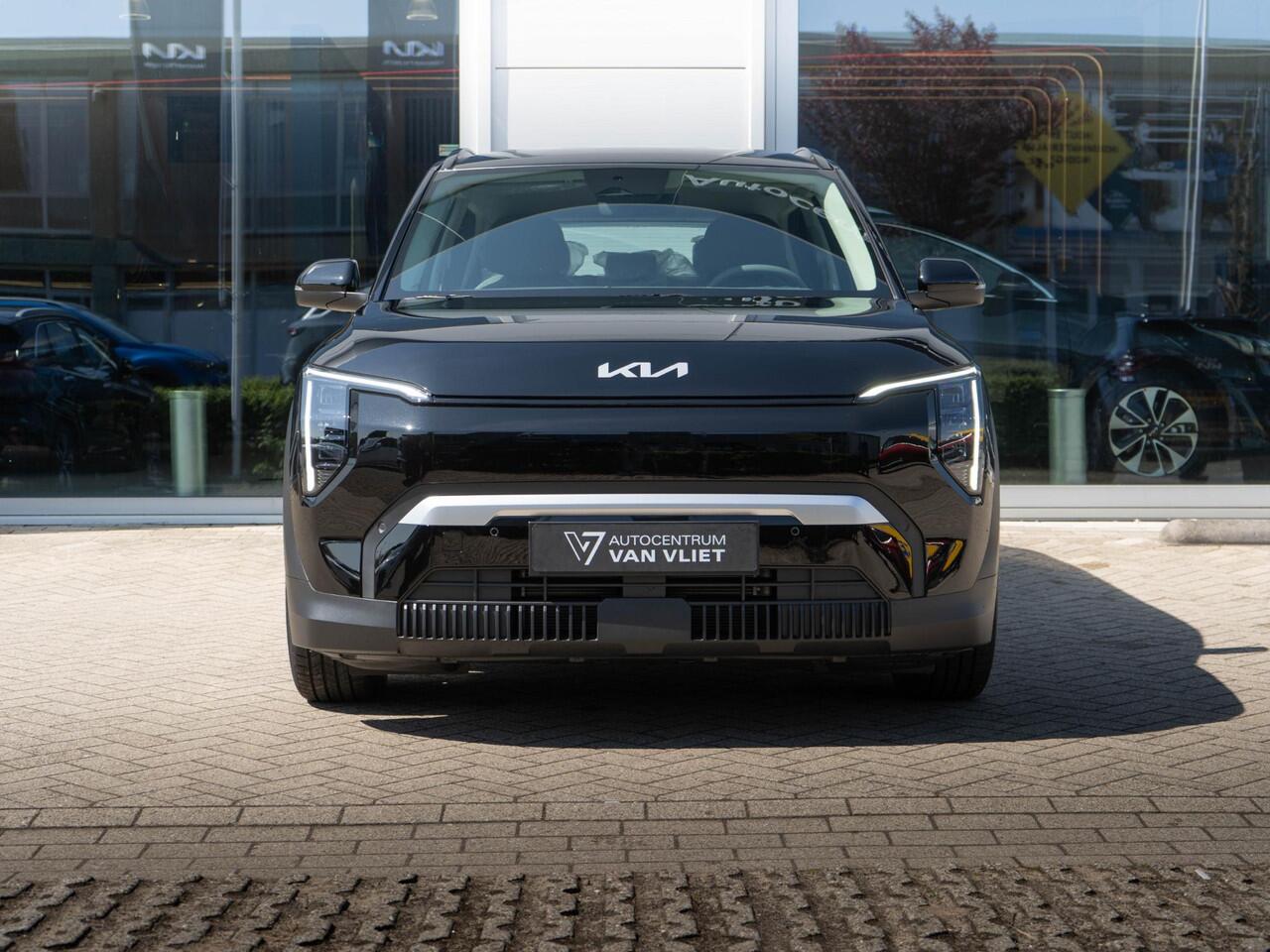 KIA EV3 Plus 81.4 kWh | Op VOOORRAAD DIRECT LEVERBAAR | Stoel en stuurverwarming | Dodehoek assistentie |