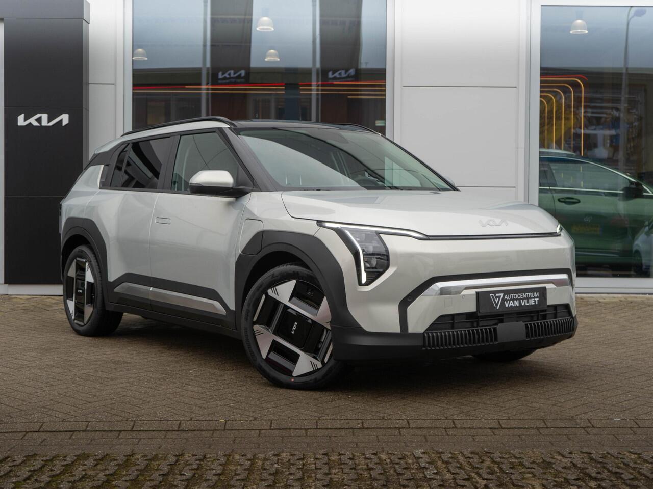 KIA EV3 Plus Advanced 58.3 kWh | OP VOORRAAD | Schuifkanteldak | Harman en kardon | Dode hoek assistentie |