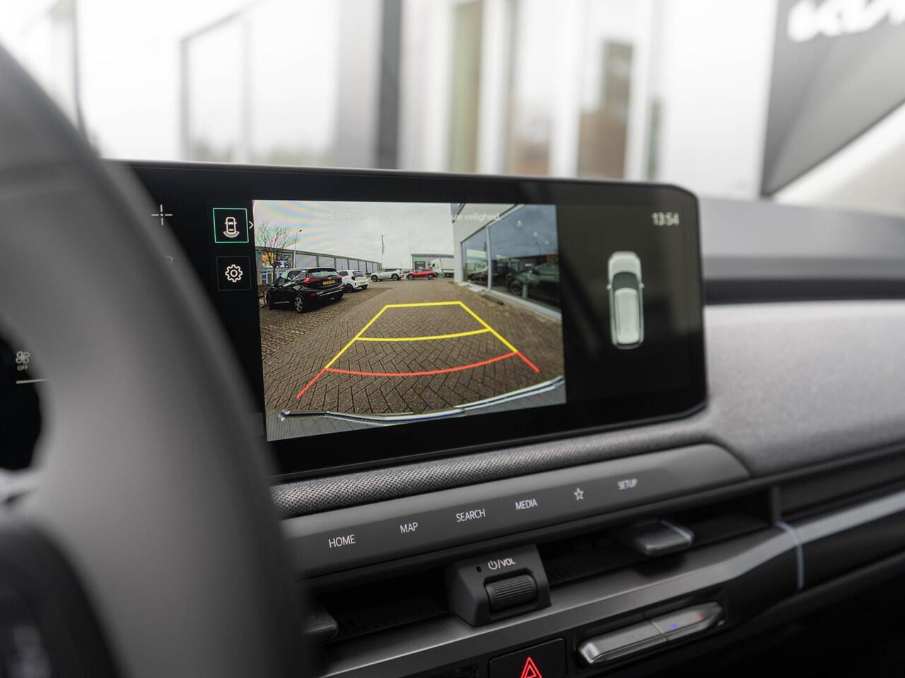 KIA EV3 Plus Advanced 58.3 kWh | OP VOORRAAD | Schuifkanteldak | Harman en kardon | Dode hoek assistentie |